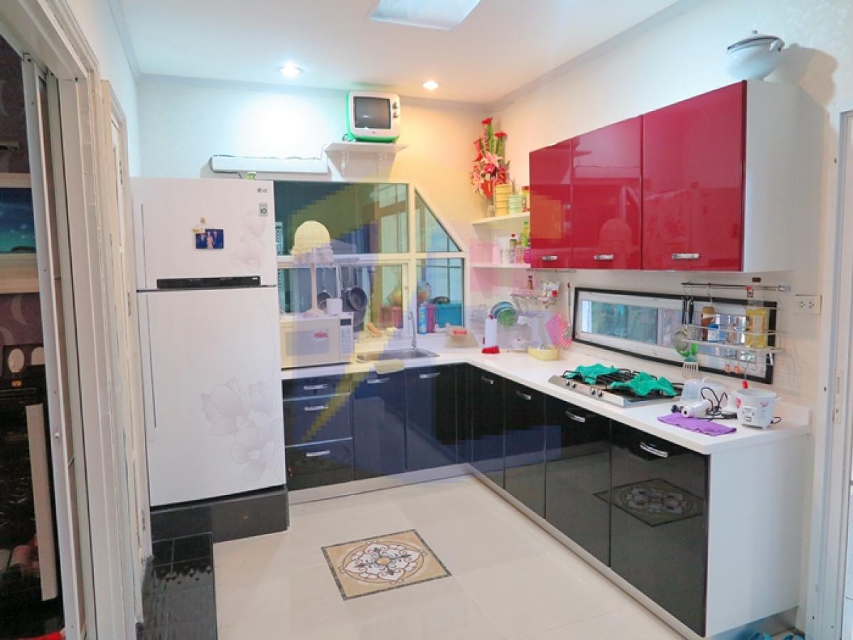 บ้านเดี่ยว ม.สินธนา ซ.นวลจันทร์ 50 พท 120 ตรว.เพียง5นาทีถึงจุดขึ้นทางด่วน บึงกุ่ม ตกแต่งเฟอร์นิเจอร์อย่างดีพร้อมอยู่