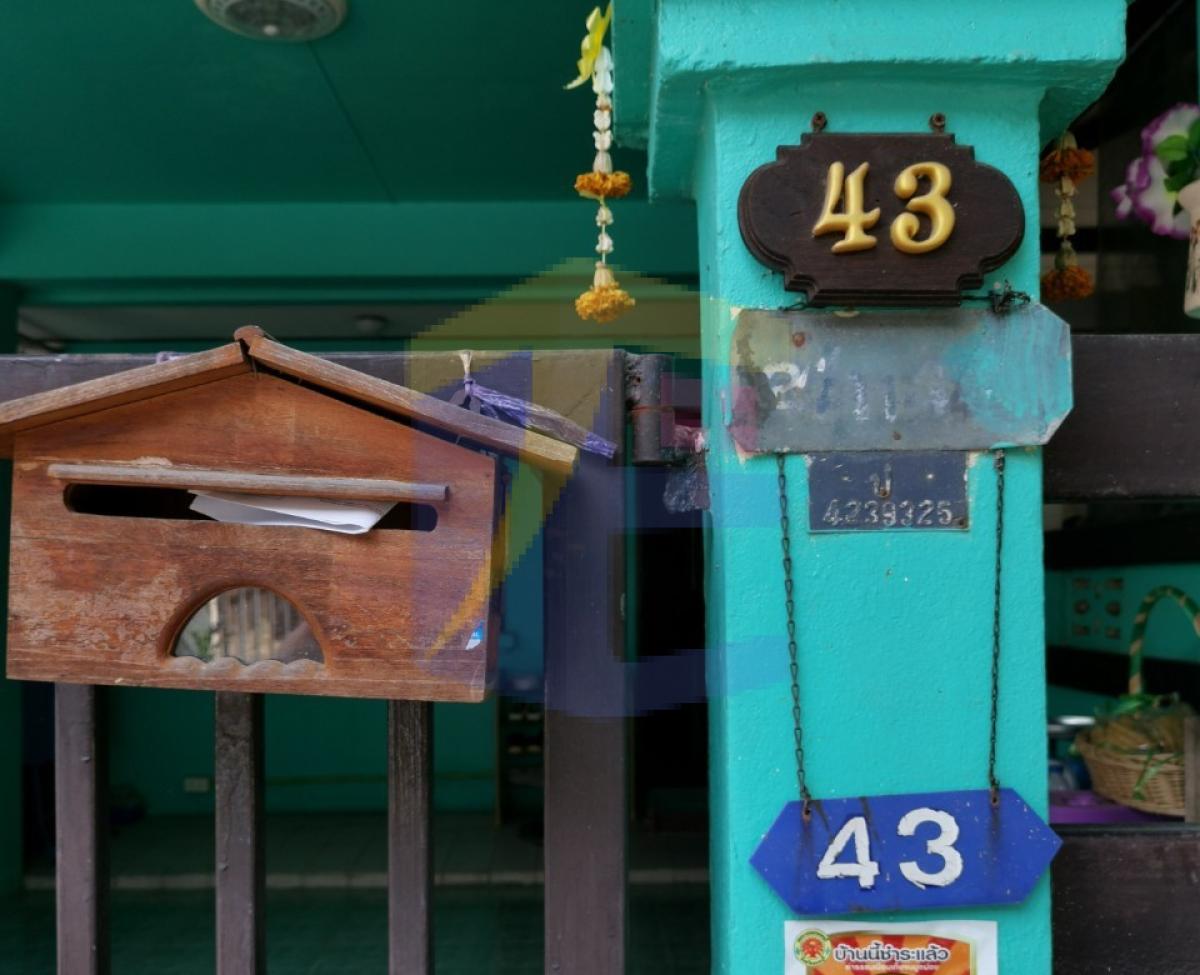 ขายทาวน์เฮ้าส์ หมู่บ้านอัญชลี สนามบินน้ำ ซอยนนทบุรี 42 ซอย 13