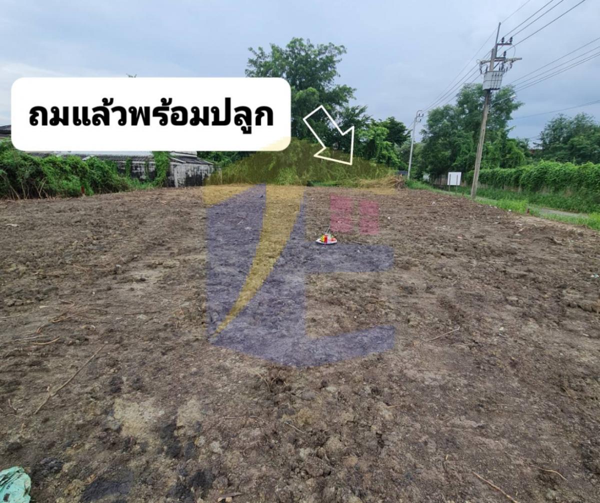 ที่ดินถมแล้ว  ซ.บรมราชชนนี 78 แยก 15 ( ทวีวัฒนา 22 )